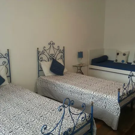 Oltremarestudios Apartment Naples